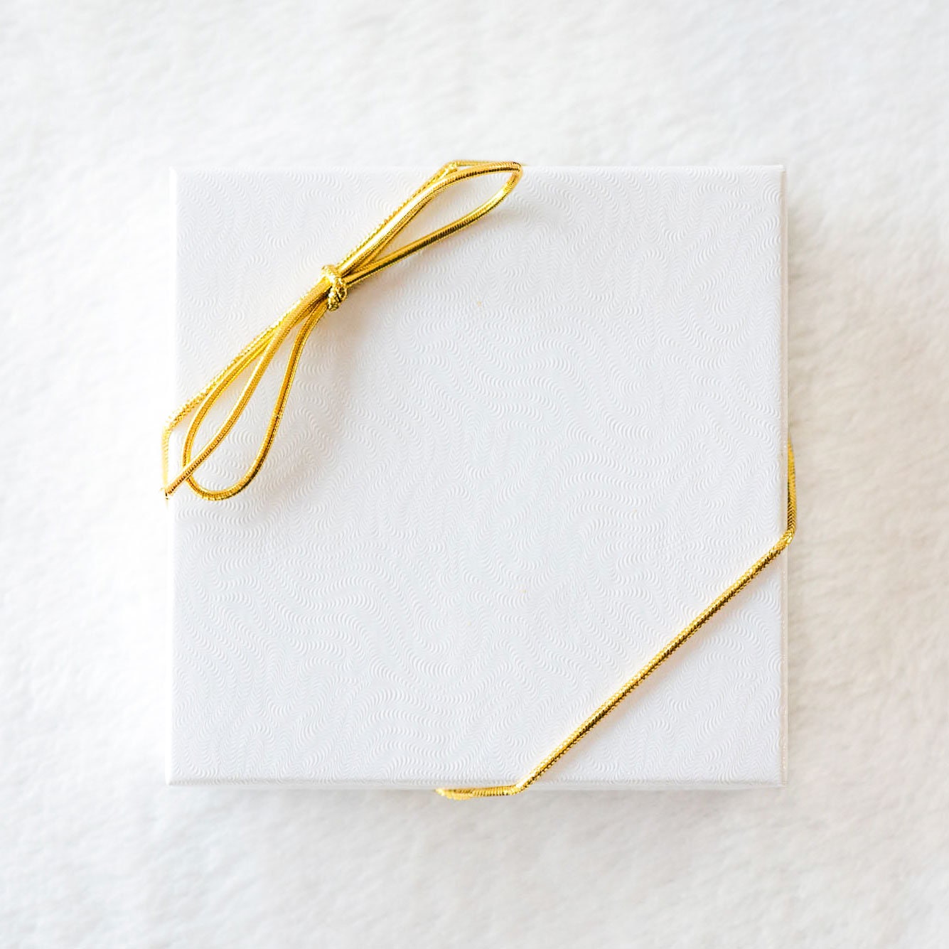 Wedding Wishes: What to Write in a Wedding Card