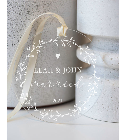 Personalized Married Ornament - Clear Acrylic - Mr & Mrs - Our First Christmas - Gift for the Couple - Wedding Gift - AO12